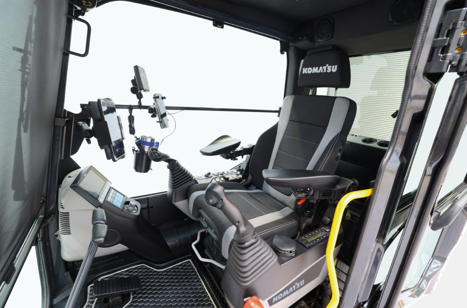 Komatsu Excavators for Construction